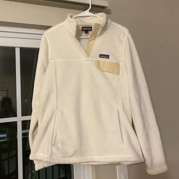 Patagonia White Pullover - Picture 3 of 3